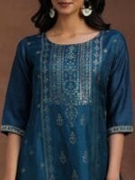 OnlyTrend Women Teal Blue & Gold Ethnic Motifs Zari Straight Kurta with Trousers Dupatta