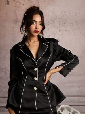 OnlyTrend Slim-Fit Notch-Lapel Neck Single Breasted Contrast Piping 80s Blazer