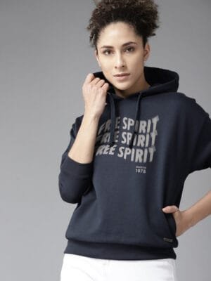 OnlyTrend Graphic Typography Printed Hooded Sweatshirt