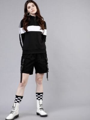 OnlyTrend Women Black & White Colourblocked Pullover Sweatshirt